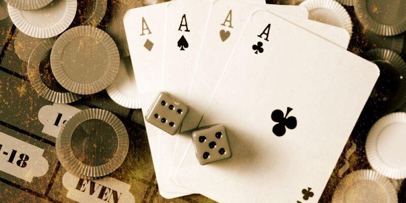 Trò chơi bài tá lả trực tuyến phỏm